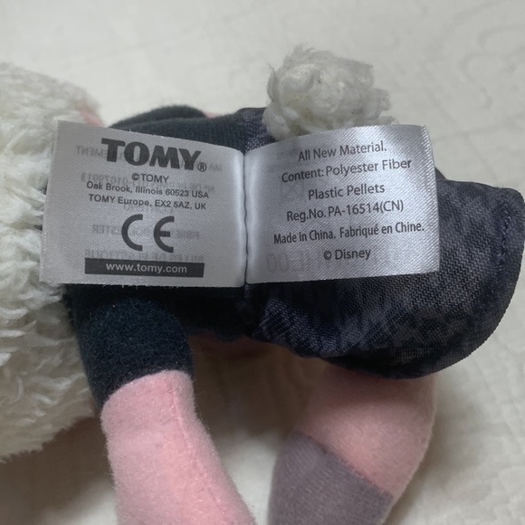 9” Zootopia Assistant Mayor Dawn Bellwether Plush by Toby - Picture 8 of 12